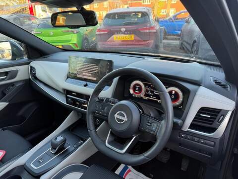 Nissan Qashqai 1.3 DIG-T MHEV Tekna XTRON Euro 6 (s/s) 5dr - U79716