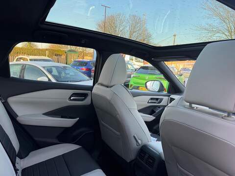 Nissan Qashqai 1.3 DIG-T MHEV Tekna XTRON Euro 6 (s/s) 5dr - U79716