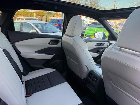 Nissan Qashqai 1.3 DIG-T MHEV Tekna XTRON Euro 6 (s/s) 5dr - U79716