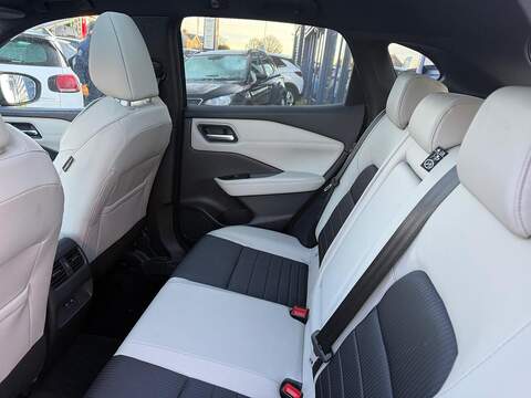 Nissan Qashqai 1.3 DIG-T MHEV Tekna XTRON Euro 6 (s/s) 5dr - U79716