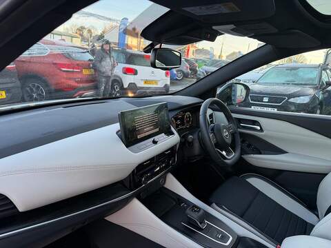 Nissan Qashqai 1.3 DIG-T MHEV Tekna XTRON Euro 6 (s/s) 5dr - U79716