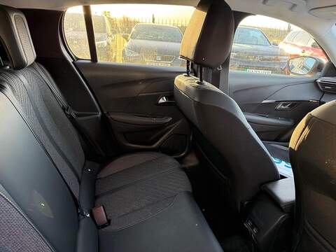 Peugeot 208 1.2 PureTech Allure Euro 6 (s/s) 5dr - U79717