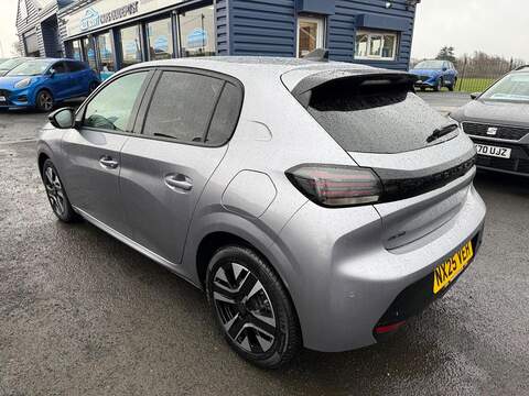 Peugeot 208 1.2 PureTech Allure Euro 6 (s/s) 5dr - U79717