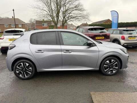 Peugeot 208 1.2 PureTech Allure Euro 6 (s/s) 5dr - U79717