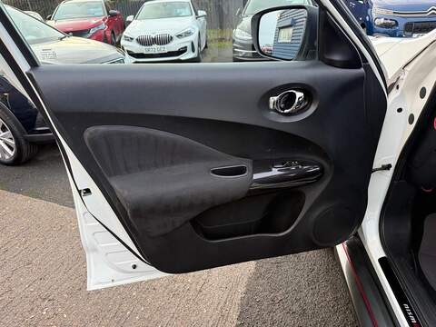 Nissan Juke 1.6 DIG-T Nismo RS SUV 5dr Petrol XTRON 4WD Euro 5 (214 ps) - U79718