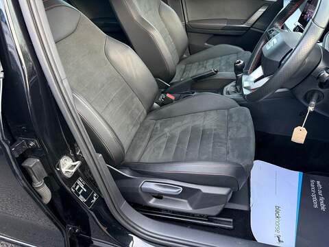 SEAT Ibiza 1.0 TSI FR Sport Euro 6 (s/s) 5dr - U79719