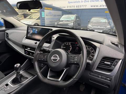 Nissan Qashqai 1.3 DIG-T MHEV Acenta Premium Euro 6 (s/s) 5dr - U79722