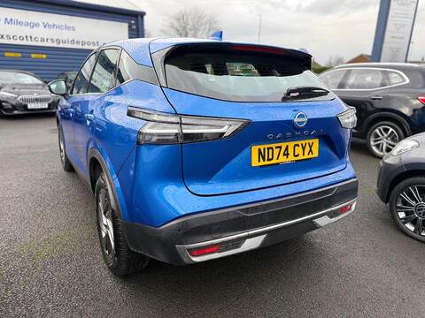 Nissan Qashqai 1.3 DIG-T MHEV Acenta Premium Euro 6 (s/s) 5dr - U79722