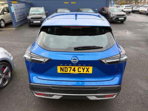 Nissan Qashqai 1.3 DIG-T MHEV Acenta Premium Euro 6 (s/s) 5dr - U79722