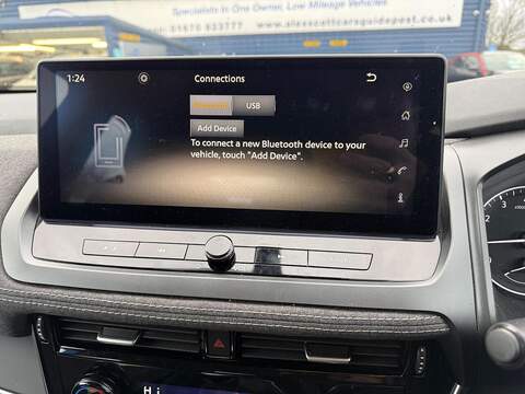 Nissan Qashqai 1.3 DIG-T MHEV Acenta Premium Euro 6 (s/s) 5dr - U79722