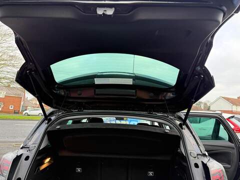 Vauxhall Crossland 1.5 Turbo D Ultimate Euro 6 (s/s) 5dr - U79723