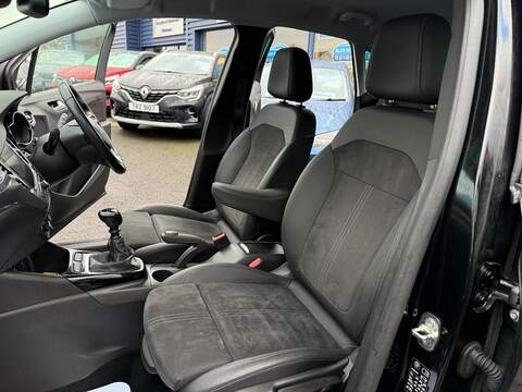 Vauxhall Crossland 1.5 Turbo D Ultimate Euro 6 (s/s) 5dr - U79723