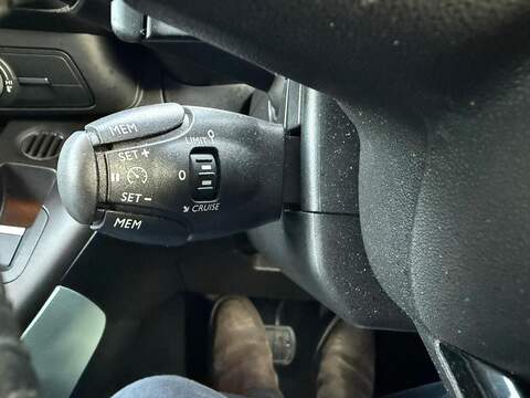 Citroen Berlingo 1.5 BlueHDi Flair M MPV 5dr Diesel EAT Euro 6 (s/s) (130 ps) - U79724