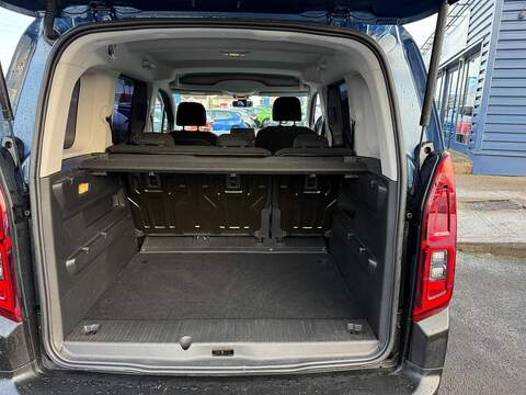 Citroen Berlingo 1.5 BlueHDi Flair M MPV 5dr Diesel EAT Euro 6 (s/s) (130 ps) - U79724