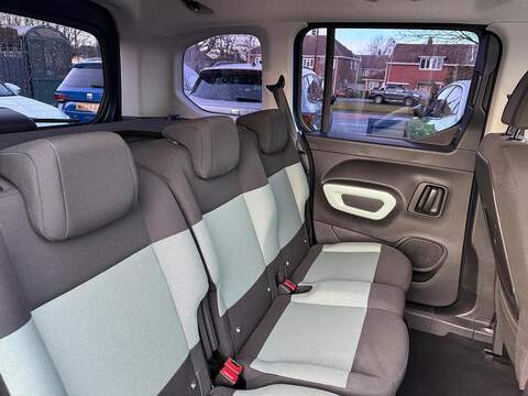 Citroen Berlingo 1.5 BlueHDi Flair M MPV 5dr Diesel EAT Euro 6 (s/s) (130 ps) - U79724