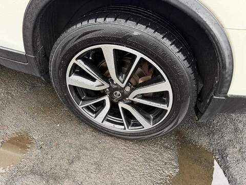 Nissan X-Trail 1.6 dCi Tekna SUV 5dr Diesel Manual 4WD Euro 6 (s/s) (130 ps) - U79725