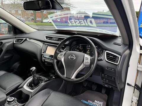 Nissan X-Trail 1.6 dCi Tekna SUV 5dr Diesel Manual 4WD Euro 6 (s/s) (130 ps) - U79725