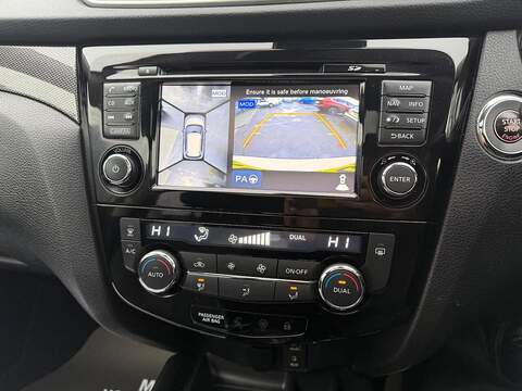 Nissan X-Trail 1.6 dCi Tekna SUV 5dr Diesel Manual 4WD Euro 6 (s/s) (130 ps) - U79725