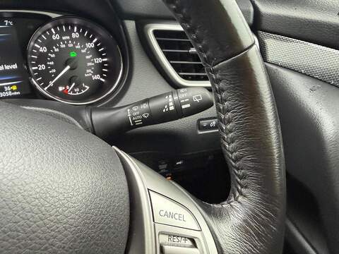 Nissan X-Trail 1.6 dCi Tekna SUV 5dr Diesel Manual 4WD Euro 6 (s/s) (130 ps) - U79725