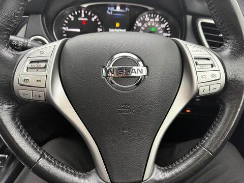 Nissan X-Trail 1.6 dCi Tekna SUV 5dr Diesel Manual 4WD Euro 6 (s/s) (130 ps) - U79725