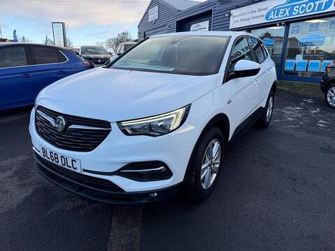 Vauxhall Grandland X 1.2 Turbo SE SUV 5dr Petrol Auto 8Spd Euro 6 (s/s) (130 ps) - U79726