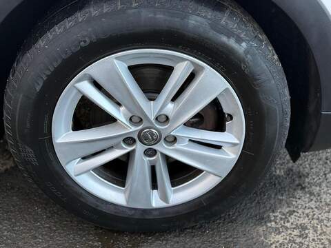 Vauxhall Grandland X 1.2 Turbo SE SUV 5dr Petrol Auto 8Spd Euro 6 (s/s) (130 ps) - U79726