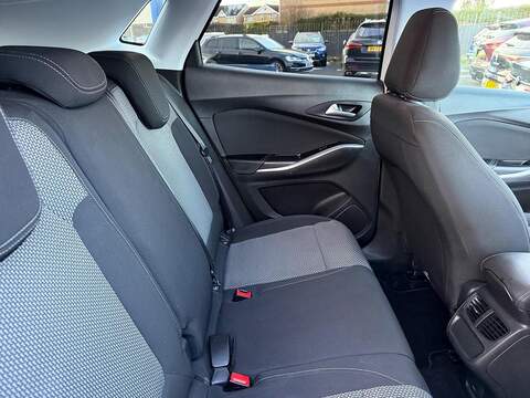 Vauxhall Grandland X 1.2 Turbo SE SUV 5dr Petrol Auto 8Spd Euro 6 (s/s) (130 ps) - U79726