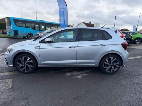 Volkswagen Polo 1.0 TSI R-Line Euro 6 (s/s) 5dr Hatchback 1.0 Manual Petrol - U79734