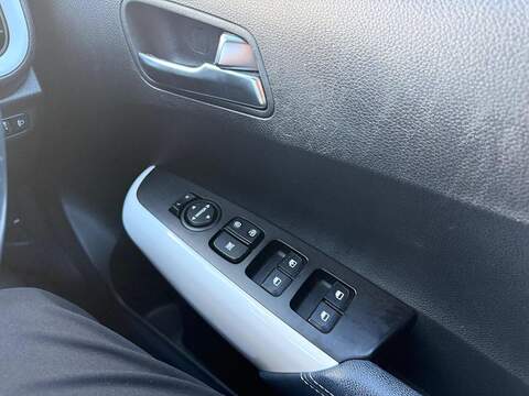 Kia Picanto 1.0 Wave Hatchback 5dr Petrol Manual Euro 6 (66 bhp) - U79738