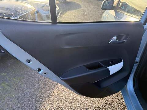 Kia Picanto 1.0 Wave Hatchback 5dr Petrol Manual Euro 6 (66 bhp) - U79738