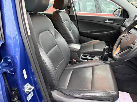 Hyundai TUCSON 1.6 GDi Premium SUV 5dr Petrol Manual Euro 6 (s/s) (132 ps) - U79741