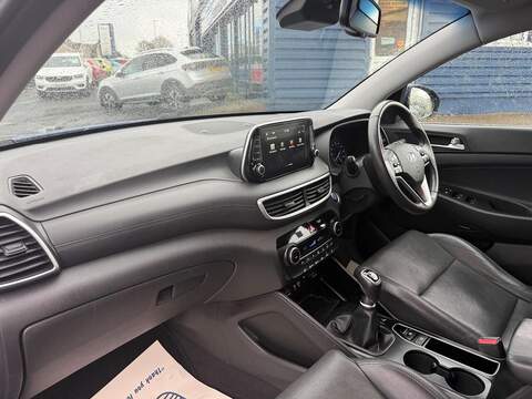 Hyundai TUCSON 1.6 GDi Premium SUV 5dr Petrol Manual Euro 6 (s/s) (132 ps) - U79741