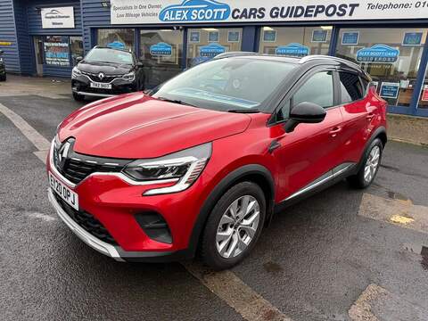 Renault Captur Blue dCi Iconic SUV 1.5 Manual Diesel - U79744