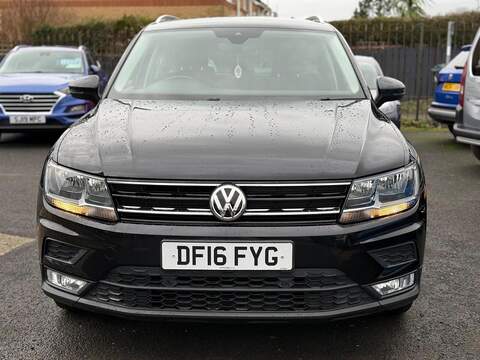 Volkswagen Tiguan 2.0 TDI BlueMotion Tech SE Navigation Euro 6 (s/s) 5dr - U79747
