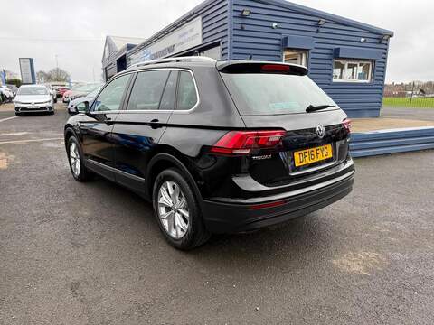 Volkswagen Tiguan 2.0 TDI BlueMotion Tech SE Navigation Euro 6 (s/s) 5dr - U79747