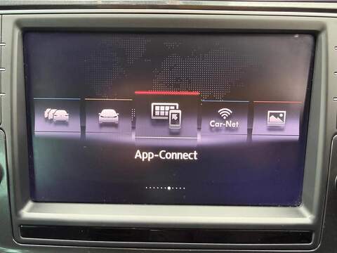 Volkswagen Tiguan 2.0 TDI BlueMotion Tech SE Navigation Euro 6 (s/s) 5dr - U79747