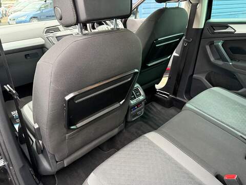Volkswagen Tiguan 2.0 TDI BlueMotion Tech SE Navigation Euro 6 (s/s) 5dr - U79747