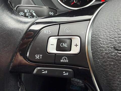 Volkswagen Tiguan 2.0 TDI BlueMotion Tech SE Navigation Euro 6 (s/s) 5dr - U79747