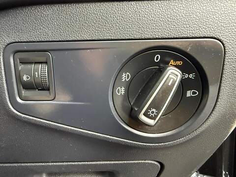 Volkswagen Tiguan 2.0 TDI BlueMotion Tech SE Navigation Euro 6 (s/s) 5dr - U79747