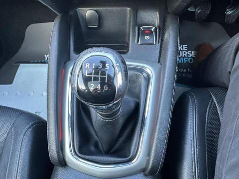 Nissan Qashqai 1.5 dCi Tekna 2WD Euro 5 (s/s) 5dr - U79753