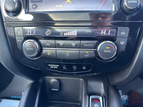 Nissan Qashqai 1.5 dCi Tekna 2WD Euro 5 (s/s) 5dr - U79753