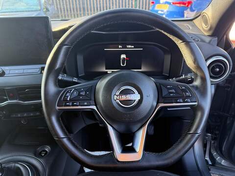 Nissan Juke 1.0 DIG-T N-Connecta Euro 6 (s/s) 5dr - U79757