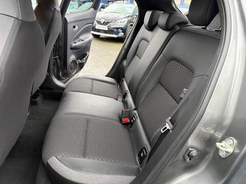 Nissan Juke 1.0 DIG-T N-Connecta Euro 6 (s/s) 5dr - U79757