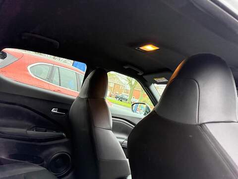 Nissan Juke 1.0 DIG-T N-Connecta Euro 6 (s/s) 5dr - U79757