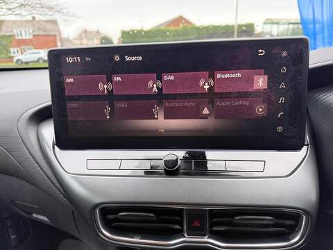 Nissan Juke 1.0 DIG-T N-Connecta Euro 6 (s/s) 5dr - U79757