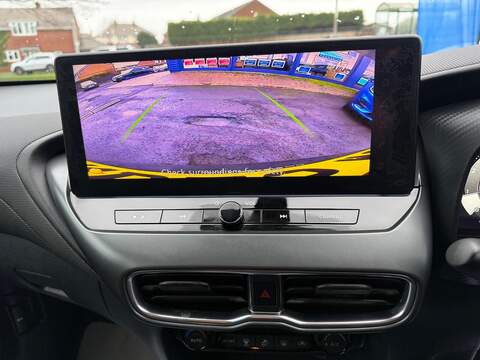 Nissan Juke 1.0 DIG-T N-Connecta Euro 6 (s/s) 5dr - U79757