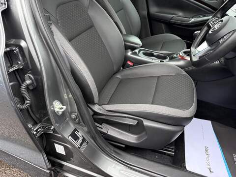 Nissan Juke 1.0 DIG-T N-Connecta Euro 6 (s/s) 5dr - U79757