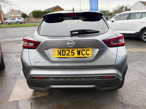 Nissan Juke 1.0 DIG-T N-Connecta Euro 6 (s/s) 5dr - U79757