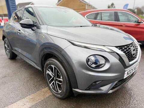Nissan Juke 1.0 DIG-T N-Connecta Euro 6 (s/s) 5dr - U79757