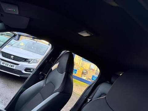 Nissan Juke 1.6 N-Connecta Auto Euro 6 5dr - U79760